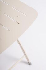 Decor Space Set Bistrot Exterior Acero Pintado 2 Sillas Plegables Champán - Imagen 4